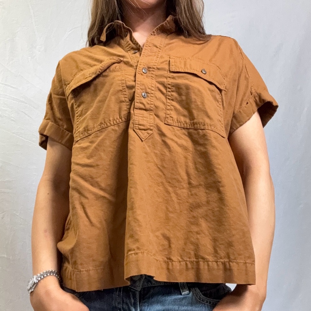 Casual Short-Sleeve Pullover Shirt in Burnt Orange